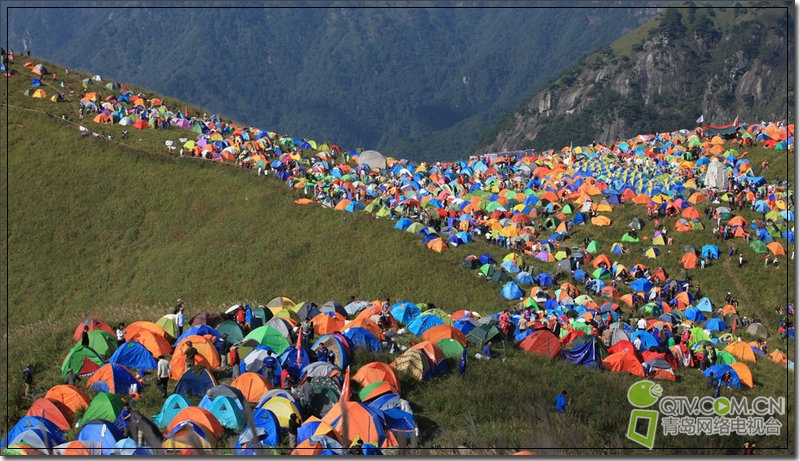 082502smhistsdvdmzemje.jpg