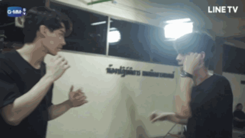 3038bcfeb1f878bda915dc106205ddd1.gif