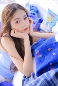 大长腿美女性感诱人私房写真图片
